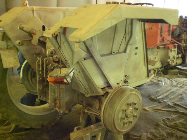 Restaurierung Oldtimer Traktor